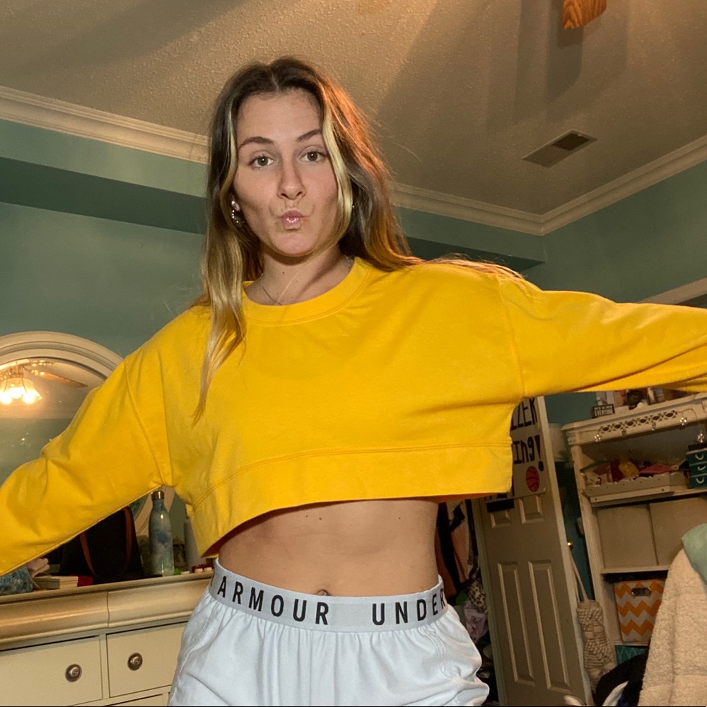 Forever 21 cropped sweatshirt